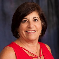 Engagement & Programming Director of Temple Beth El, Elinor Josephson