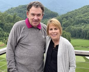 Drs. Robert and Andrea Colton, Honorees of the 2021 Brotherhood Golf Tournament by Temple Beth El